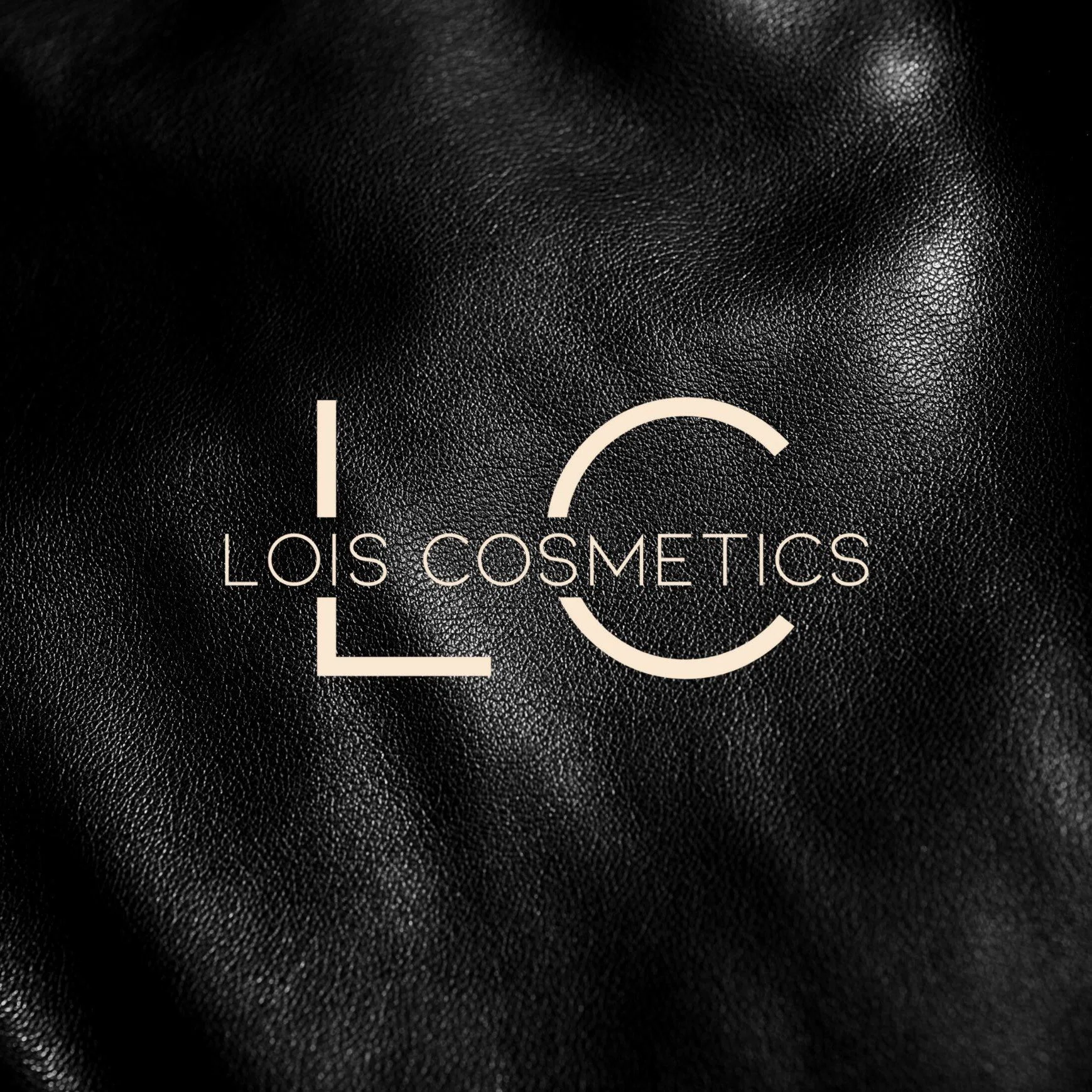 Lois Cosmetics Merchant Logo