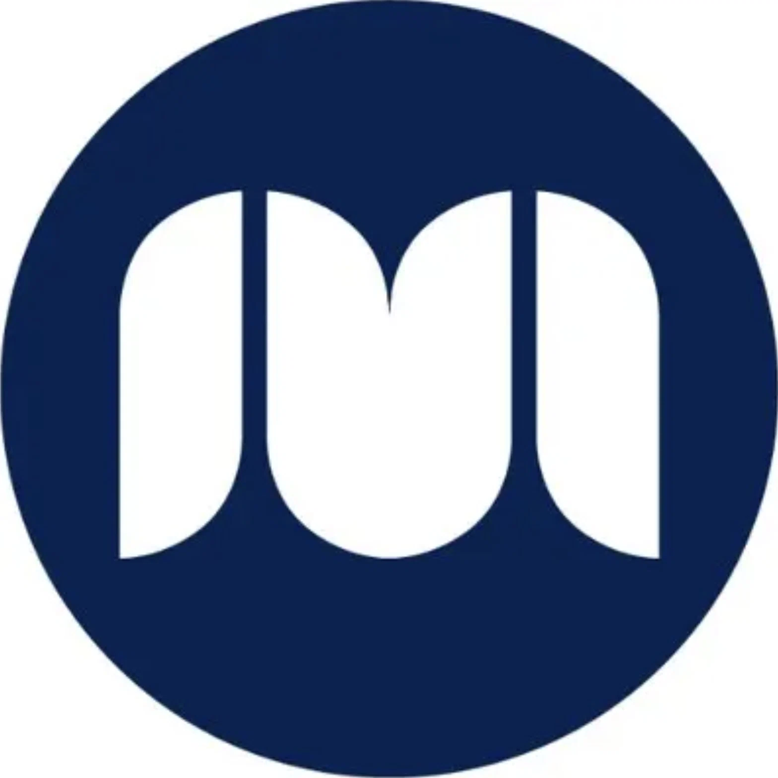 Moonbug Entertainment Merchant Logo