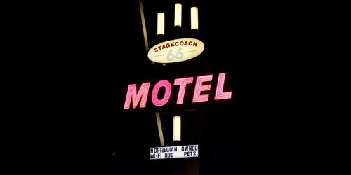 Stagecoach 66 Motel Merchant logo