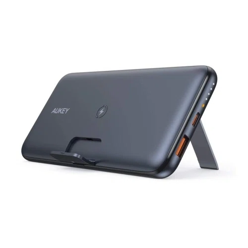 Aukey Basix Wireless Charging Power Bank 10000mAh