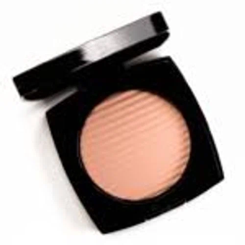 Chanel Les Beiges Healthy Glow Luminous Colour