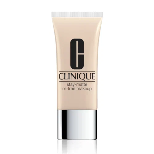 Clinique Stay-Matte Oil-Free Makeup