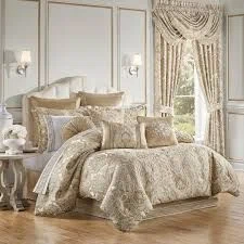 Latest Bedding Sandstone Beige 4-Piece Comforter Set